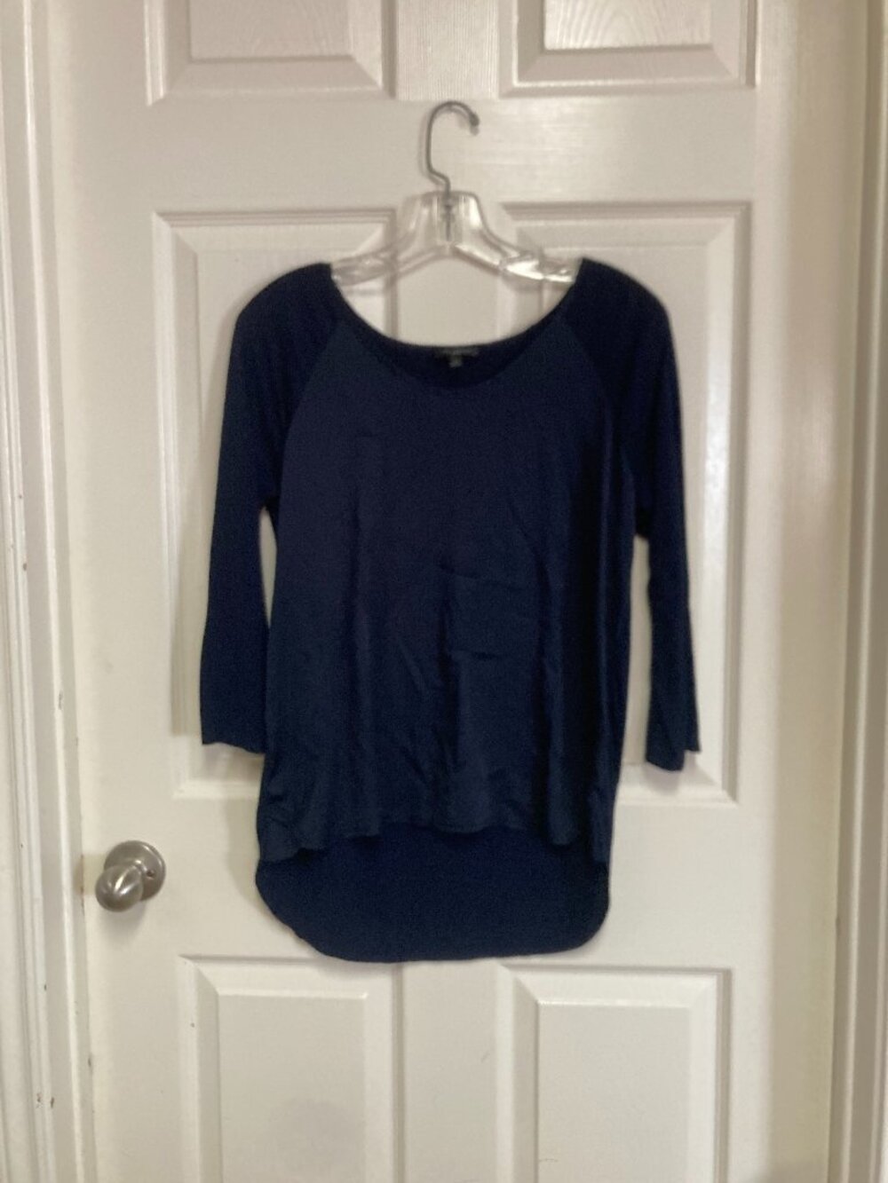THE LIMITED Navy Blue Long Sleeve Knit Top size small Women's